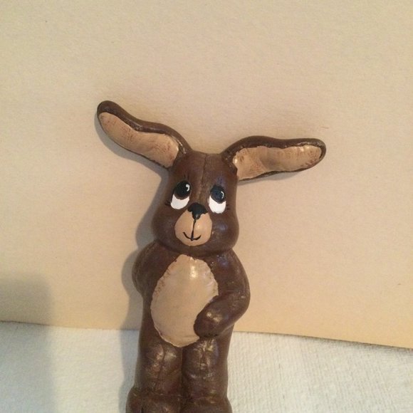 Three ceramic hand painted figurines horse squirrel kangaroo - Picture 9 of 12